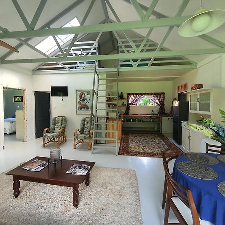 Beautiful Garden Cottage สตอร์มริเวอร์ ภายนอก รูปภาพ
